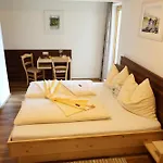 Hotel Zur Linde Mariahof