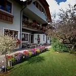 Zur Linde Hotel 3*