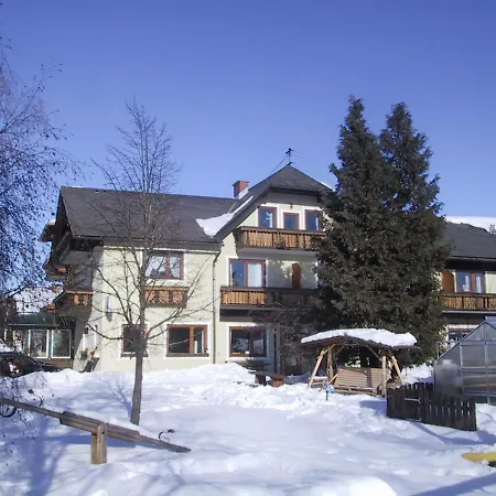 Hotel Zur Linde Mariahof