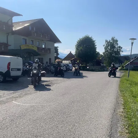 Zur Linde Hotel Mariahof