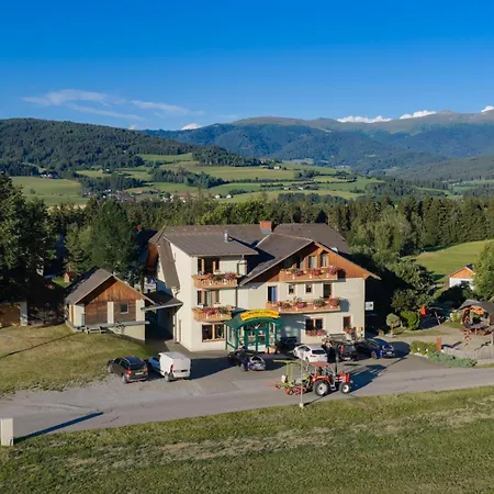 Zur Linde Hotel Mariahof
