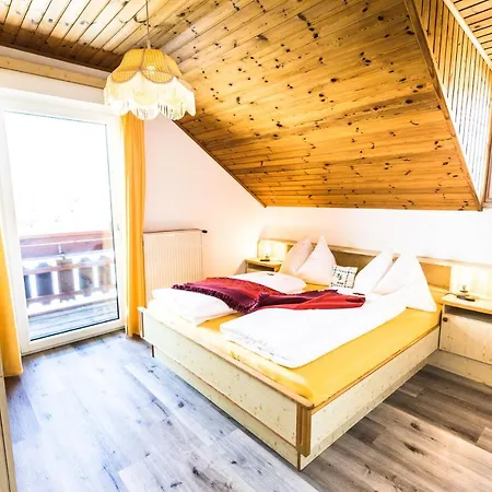 Hotel Zur Linde Mariahof