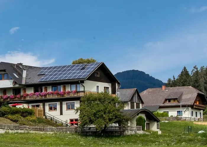 Hotel Gasthof Zur Linde 3*