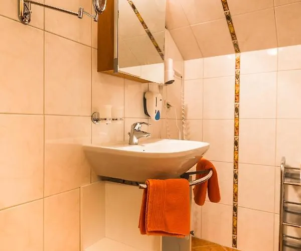 Hotel Zur Linde Mariahof