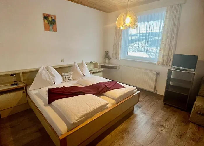 Gasthof Zur Linde Hotel