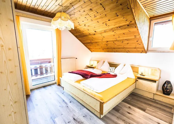 Hotel Zur Linde Mariahof